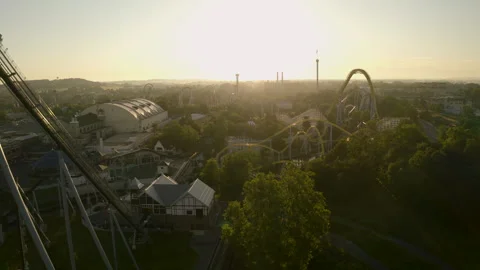 Aerial Perspective of Hershey Park with a blinding sun ion the horizon 库存影片 249695778