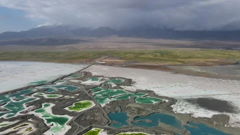 Aerial Photography of Distant View Multi Layer Colorful Salt Lake Scenery at Vídeos de archivo 337150458