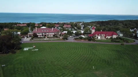 Aerial pull away of the Ocean Edge Resort Vídeos de archivo 146712115
