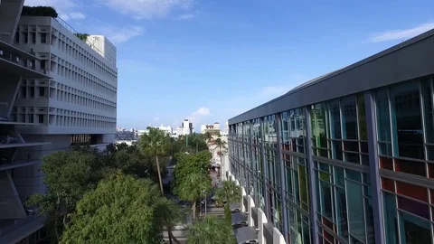 Aerial pull back view of Lincoln road 02 Video stock 95020978