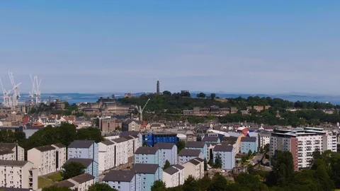 Aerial pull out view of Calton Hill in Edinburgh (Scotland) Stock Footage 115714119