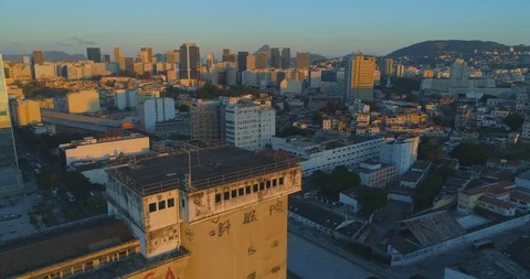 Aerial pullback past Moinho Fluminense in Rio de Janeiro, a landmark abandoned Vídeos de archivo 126112144