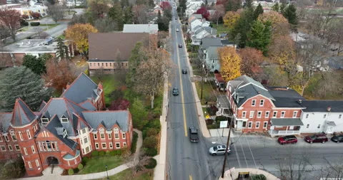 Aerial pullback reveal of large Gothic mansion museum on university Stock Footage 167255267