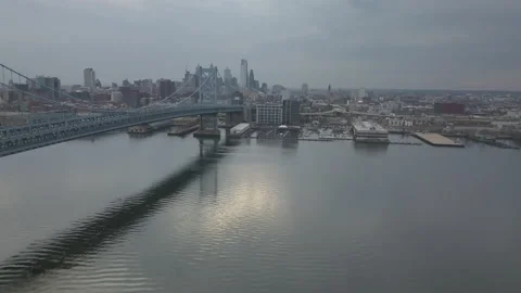 Aerial Push In of Benjamin Franklin Bridge towards Philadelphia, From Below 스톡 동영상 233211017
