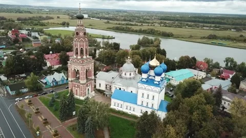 Aerial rotation away from cathedral complex Stock Footage 325623299