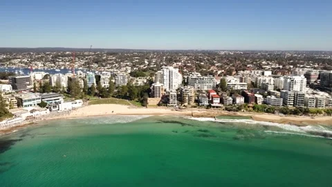 Aerial rotation view of Cronulla in the Sutherland Shire, South Sydney, NSW Vídeo Stock 344095310