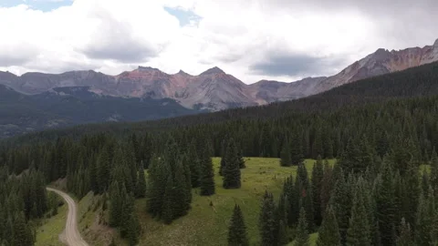 Aerial of San Juan mountain Range on Lizard Head Pass in south Colorado Vídeo Stock 342058403
