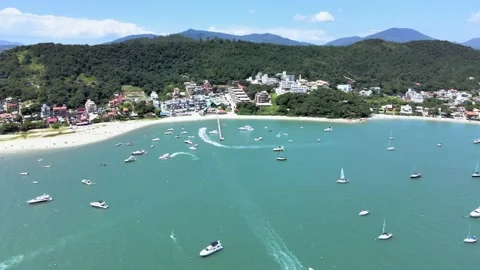 Aerial scene of drone flying high over speedboats yachts and luxury boats Vídeo Stock 230558565