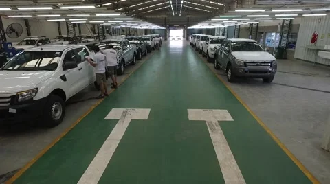 Aerial scene inside an import export car deposit. Vídeo Stock 59962974