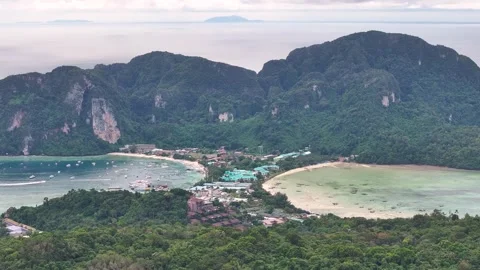 Aerial scenic of Koh Phi Phi Don island in Thailand. Thin strip with beaches Video stock 310298911