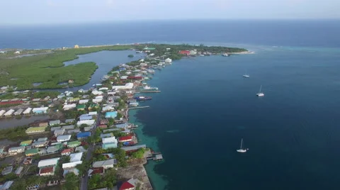 Aerial of seascape in Honduras 스톡 동영상 61761884