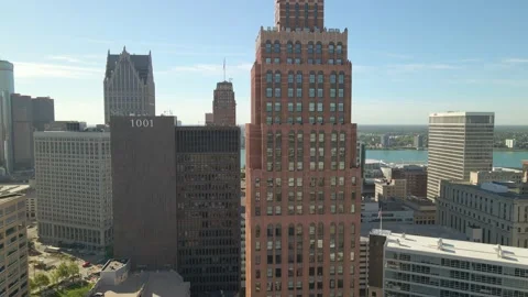 Aerial Shot of an Art Deco Skyscraper Detroit Michigan Stock Footage