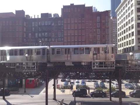 Aerial shot of Chicago's train system Видео 80313926
