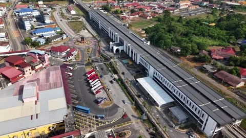Aerial shot of an elevated railway Vídeo Stock 332741212