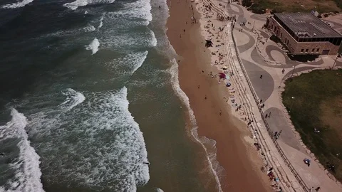 Aerial Shot Facing Down Towards Beach - Tel Aviv, Israel Видео 95348843