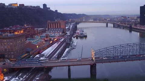 Aerial shot flying over Smithfield Street Bridge toward Station Square Stock Footage 59383631