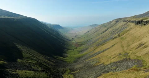 Aerial shot of High Cup Nick on a sunny day Video stock 331462621