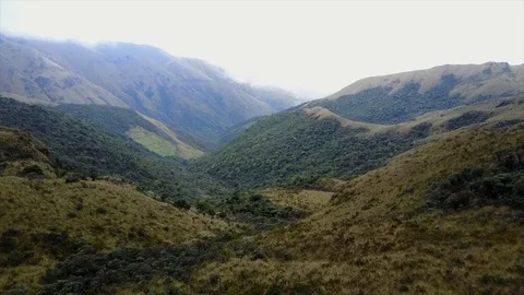 Aerial shot of high mountain range in Nariño, Colombia. Vidéo 94687698