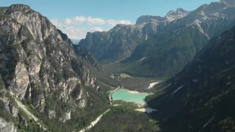 Aerial Shot Of Lago Di Landro in  Dolomites Italy 스톡 동영상 152153653