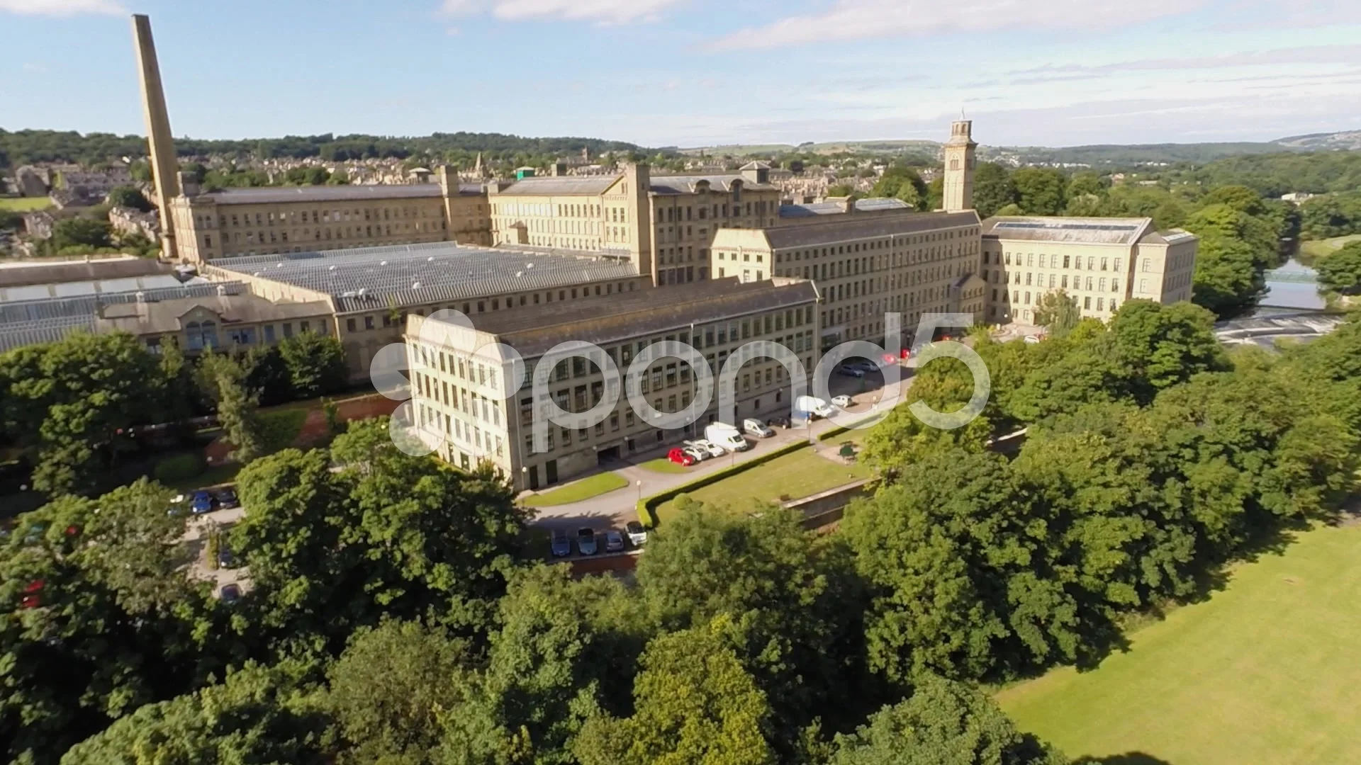 https://images.pond5.com/aerial-shot-salts-mill-saltaire-052848580_prevstill.jpeg