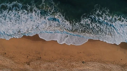 Aerial Shot Of Sandy Beach and Turquoise Ocean Видео 77798355