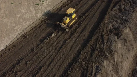 Aerial shot of the scraper machine Vídeos de archivo 152072924