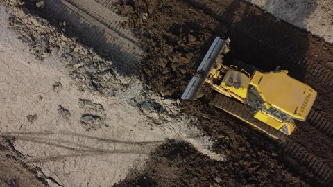 Aerial shot of the scraper machine Vídeo Stock 152075406