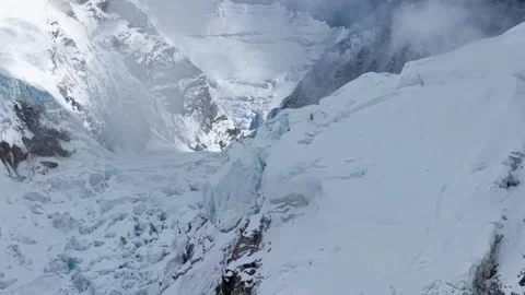 Aerial shot of the upper section of Khumbu Icefall near Everest Camp 1 in Nepal 動画素材 321144540
