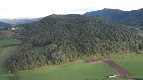 Aerial shot of a volcano in Fall.  Volcà de Santa margarida, Garrotxa Stock Footage 140290027