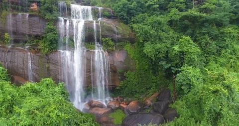 Aerial Shot Waterfall Stockbeeldmateriaal 98669357