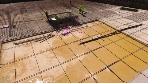 Aerial Shot of workers - Construction Vidéo 77391963