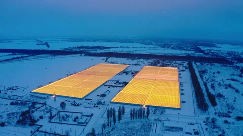 Aerial side view of large industrial greenhouses for growing plants in winter 스톡 동영상 149653306