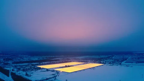 Aerial side view of large industrial greenhouses for growing plants in winter 스톡 동영상 150711041