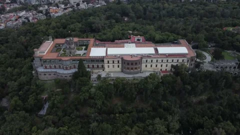 Aerial side view over the Castle of Chapultepec Видео 164670847