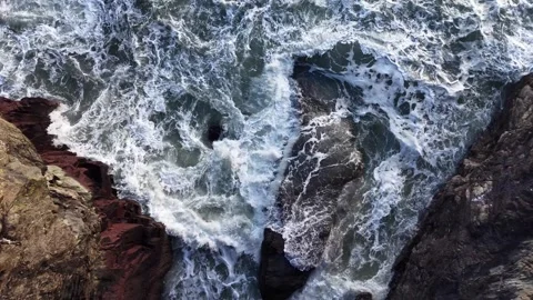 Aerial Slow Motion River Flow Through Rocks Top Down View Vídeo Stock 332944727