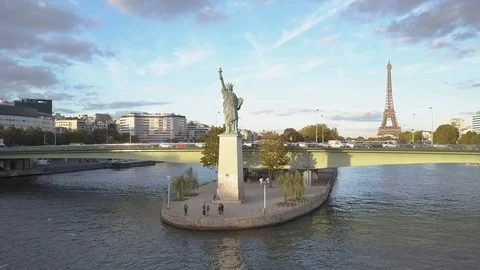 Aerial Statue of Liberty and Eiffel Tower in Paris Stock-Footage 86202365