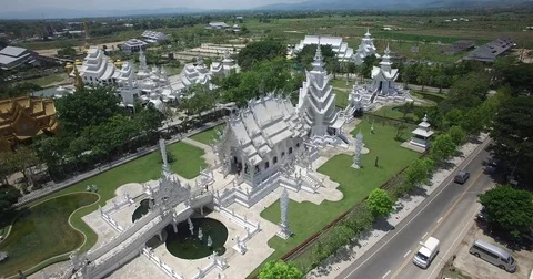 Aerial Straight Down White Temple Chiang Rai Stockbeeldmateriaal 76930071