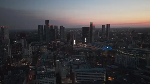 Aerial Sunset shot over Central Manchester Vidéo 341987358