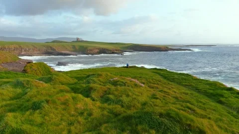 Aerial sunset view of Mullaghmore Head and Classiebawn Castle. Co Sligo, Ireland Stockbeeldmateriaal 292190872