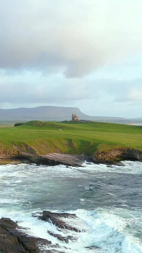 Aerial sunset view of Mullaghmore Head and Classiebawn Castle. Co Sligo, Ireland 스톡 동영상 294688882