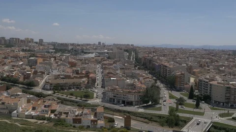 Aerial Terrassa slow sideways Vidéo 99454801