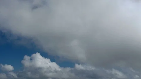 Aerial time lapse of clouds forming in sky Vídeos de archivo 118635374