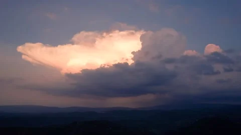 Aerial time lapse of developing thunderstorm at sunset Stockbeeldmateriaal 205507476