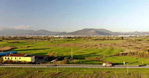Aerial time lapse of trafic in a contryside landscape. Space for graphic Stock-Footage 142357525
