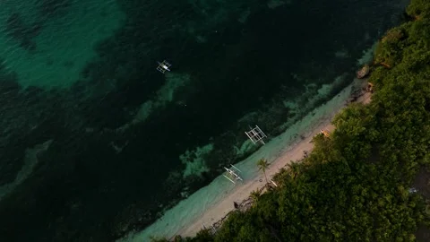 Aerial Top-Down Beach Sunset in Panglao, Bohol Stockbeeldmateriaal 334566315