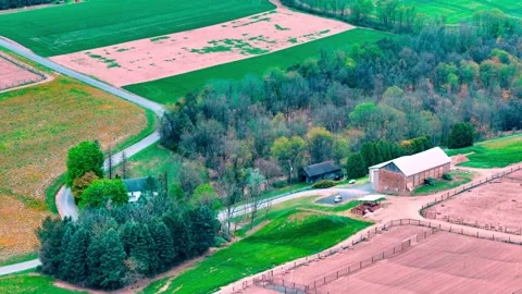 Aerial top down of corn and guinea fowl poultry farm rural Appalachia Centr.. Vídeos de archivo 318655487