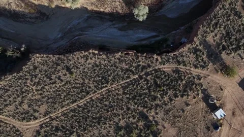 Aerial top down of empty dried up river bed on historic route 66 in Lupton .. Vidéo 320743934