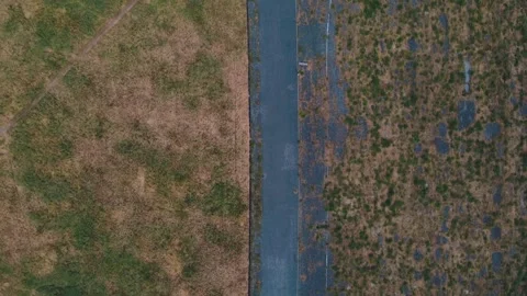 Aerial top down of grassy field at Tempelhofer Feld abandoned airport in Te.. 스톡 동영상 249258653