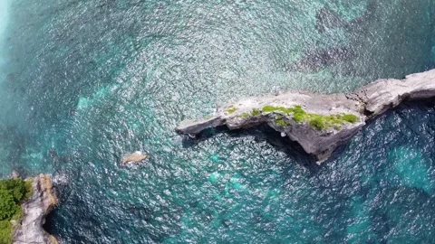 Aerial Top Down of Hidden Beach and Limestone Cliffs in Bali, Indonesia Stock-Footage 333169831