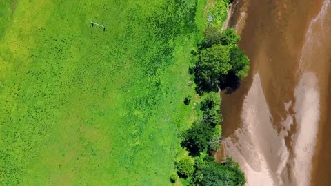 Aerial top down of River Road Park water during summer in Fredericksburg ci.. 스톡 동영상 318673523